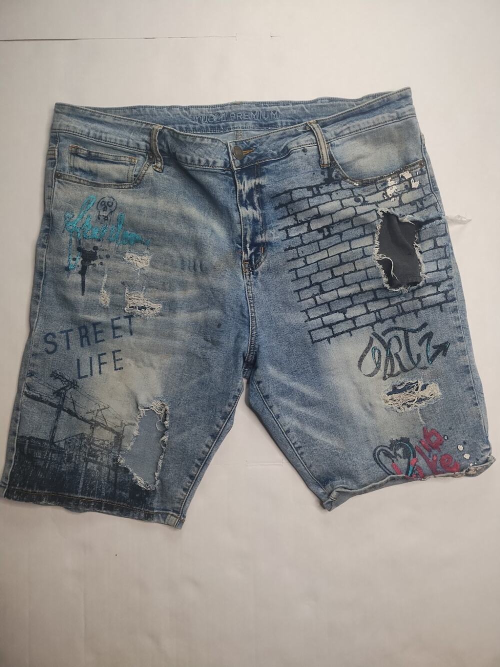 🔥 Rutherford • Distressed Graffiti Denim Slim Fit Blue Jeans Shorts • Men’s 38